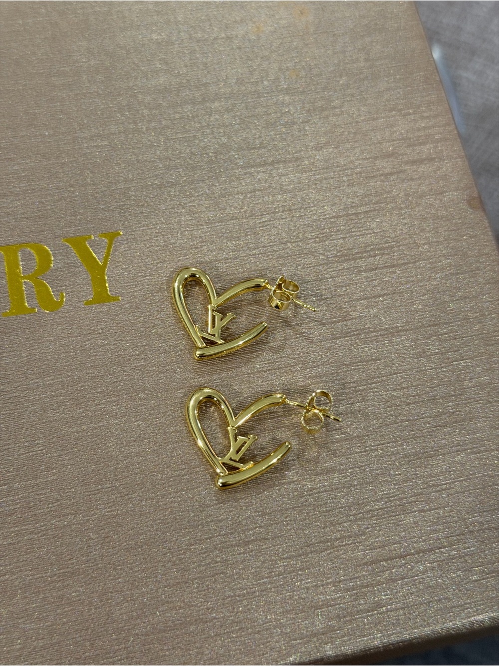 LV Heart Shaped Earrings-Gold or Silver - Picture 2 of 2